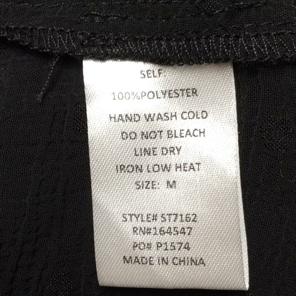 Gypsy Rose Black Scalloped Lace and Swiss Dot Sleeveless Top Blouse Size M - Picture 11 of 11